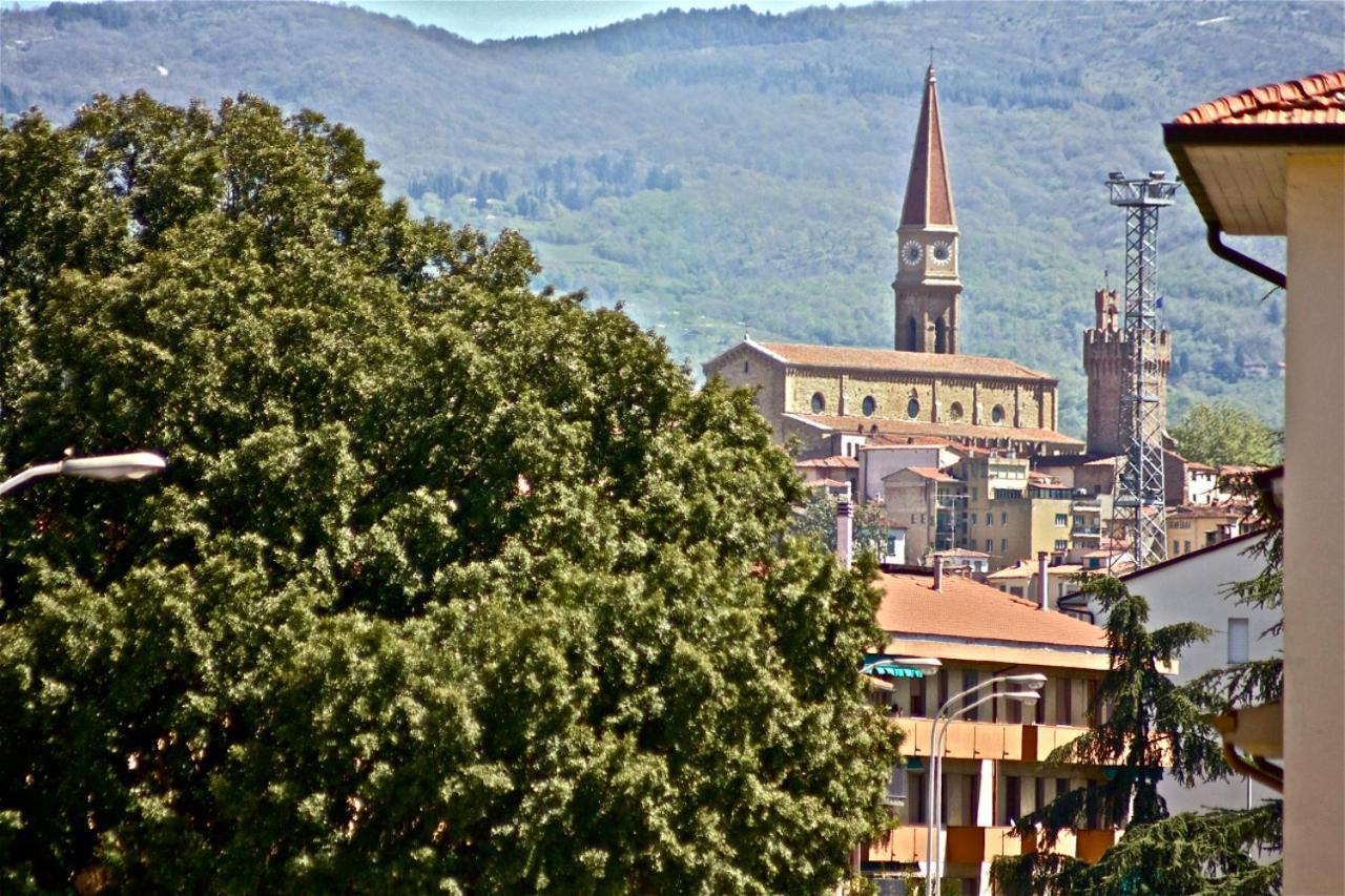 Affittacamere La Casa Di Elide Arezzo Exterior foto